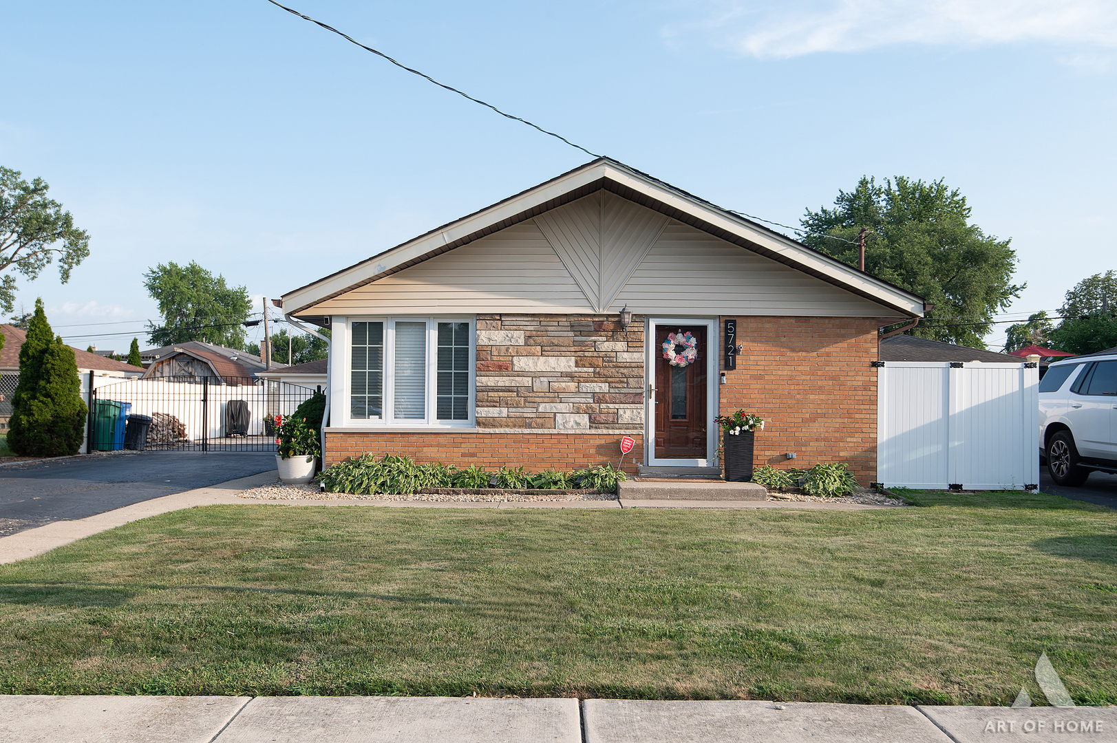 5721 W 83rd Place