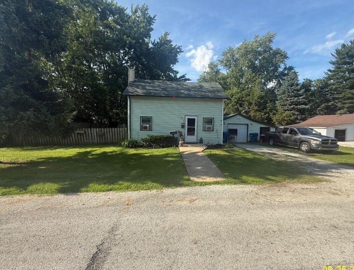 709 N Maple Street
