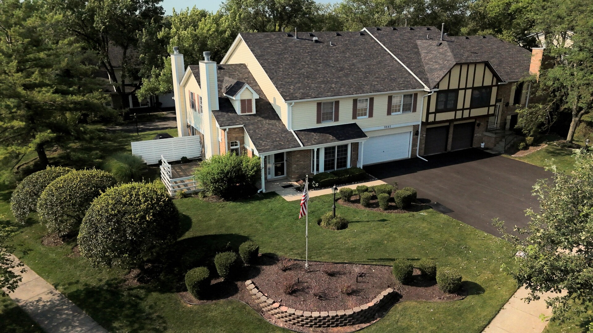 9841 Cambridge Drive