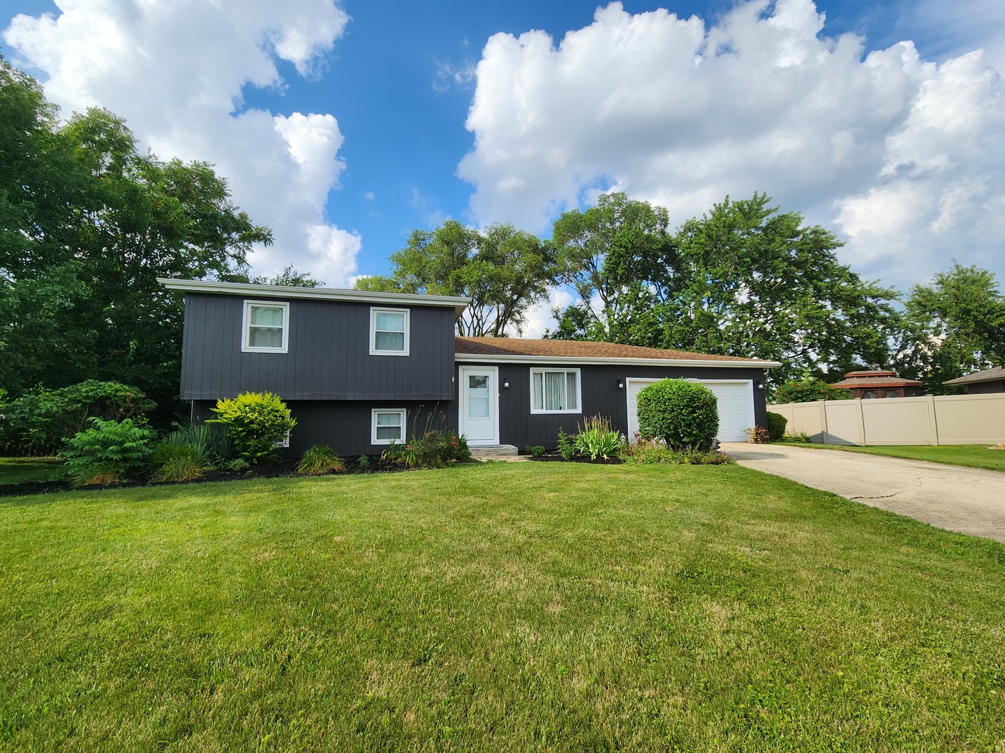 2412 DURNESS Court