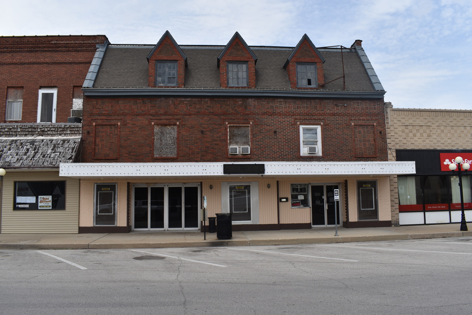 313 W Madison Street