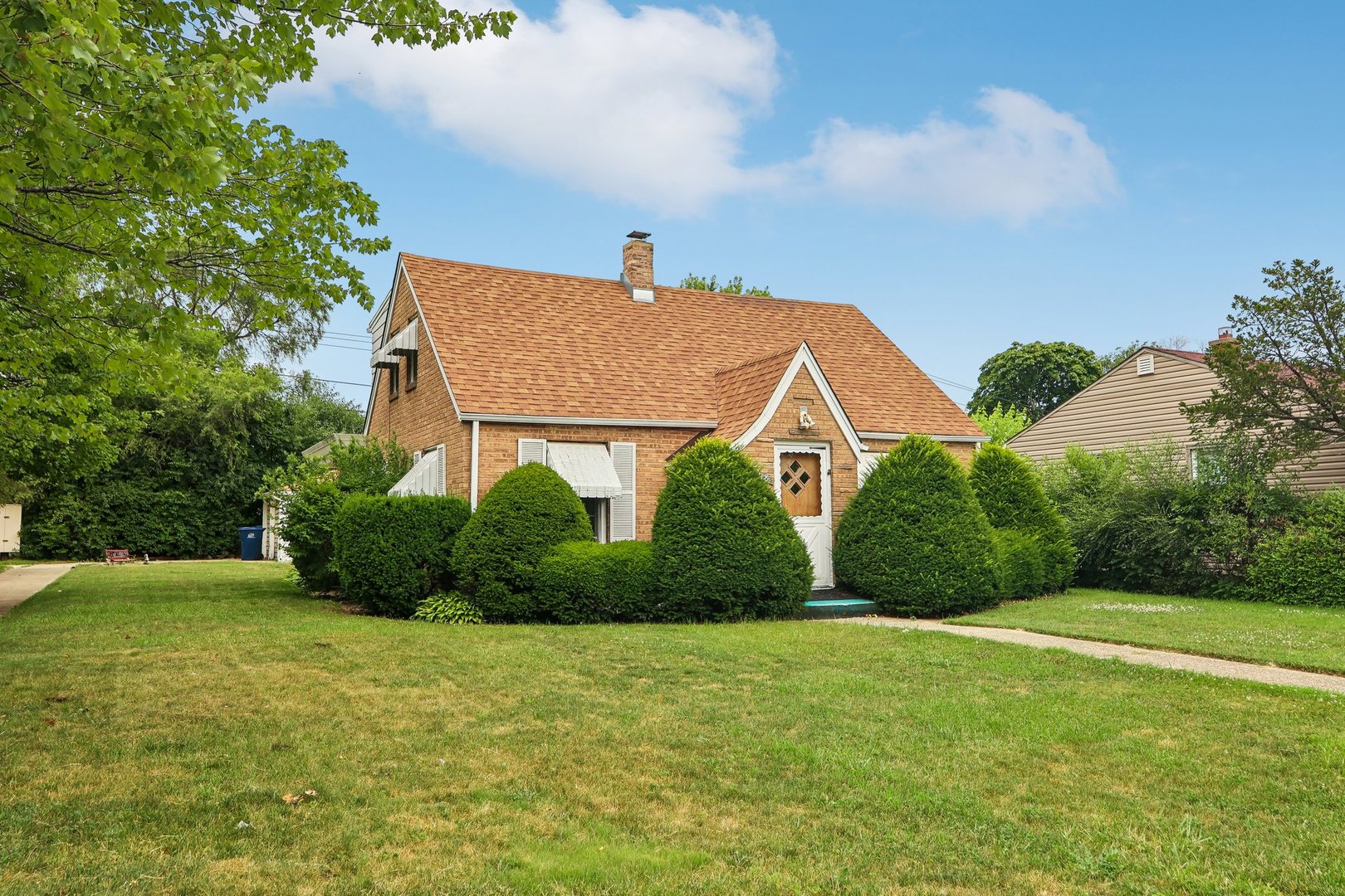 2218 Pearsall Parkway