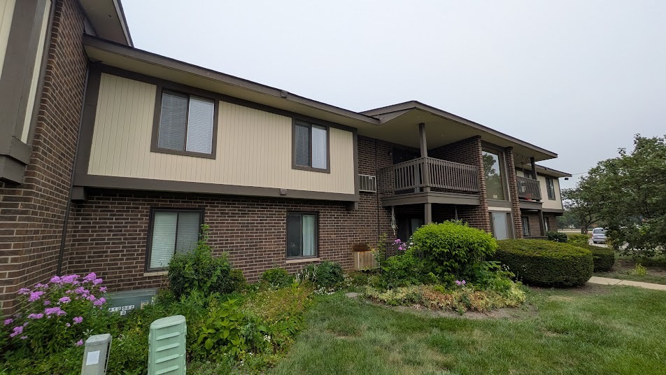 596 Somerset Lane