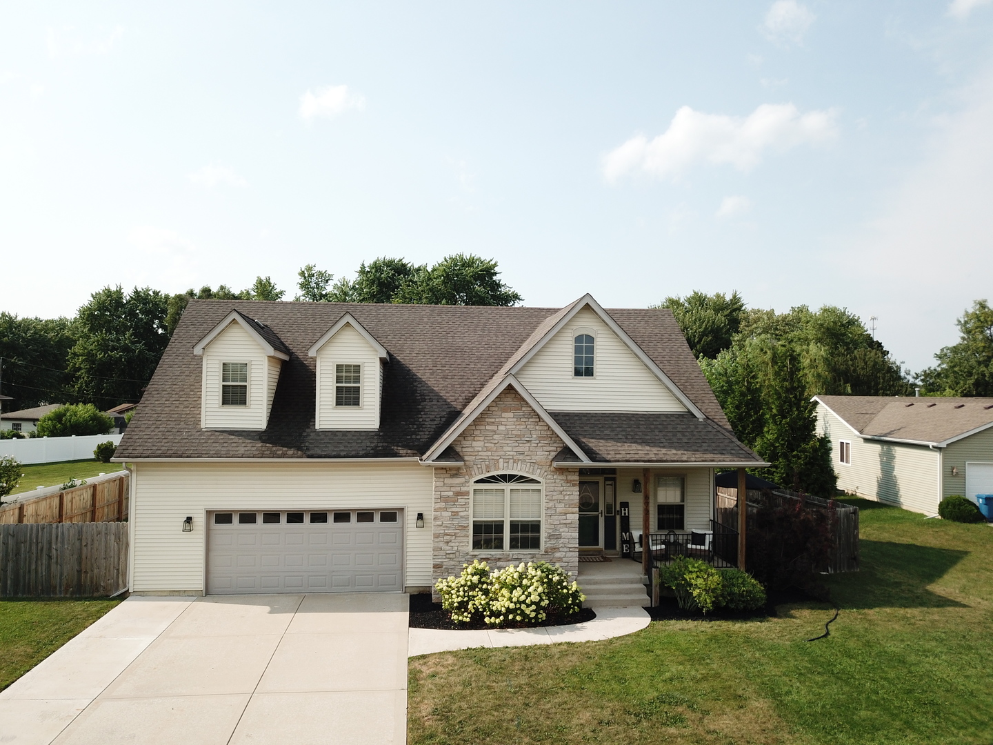 672 Country Squire Court