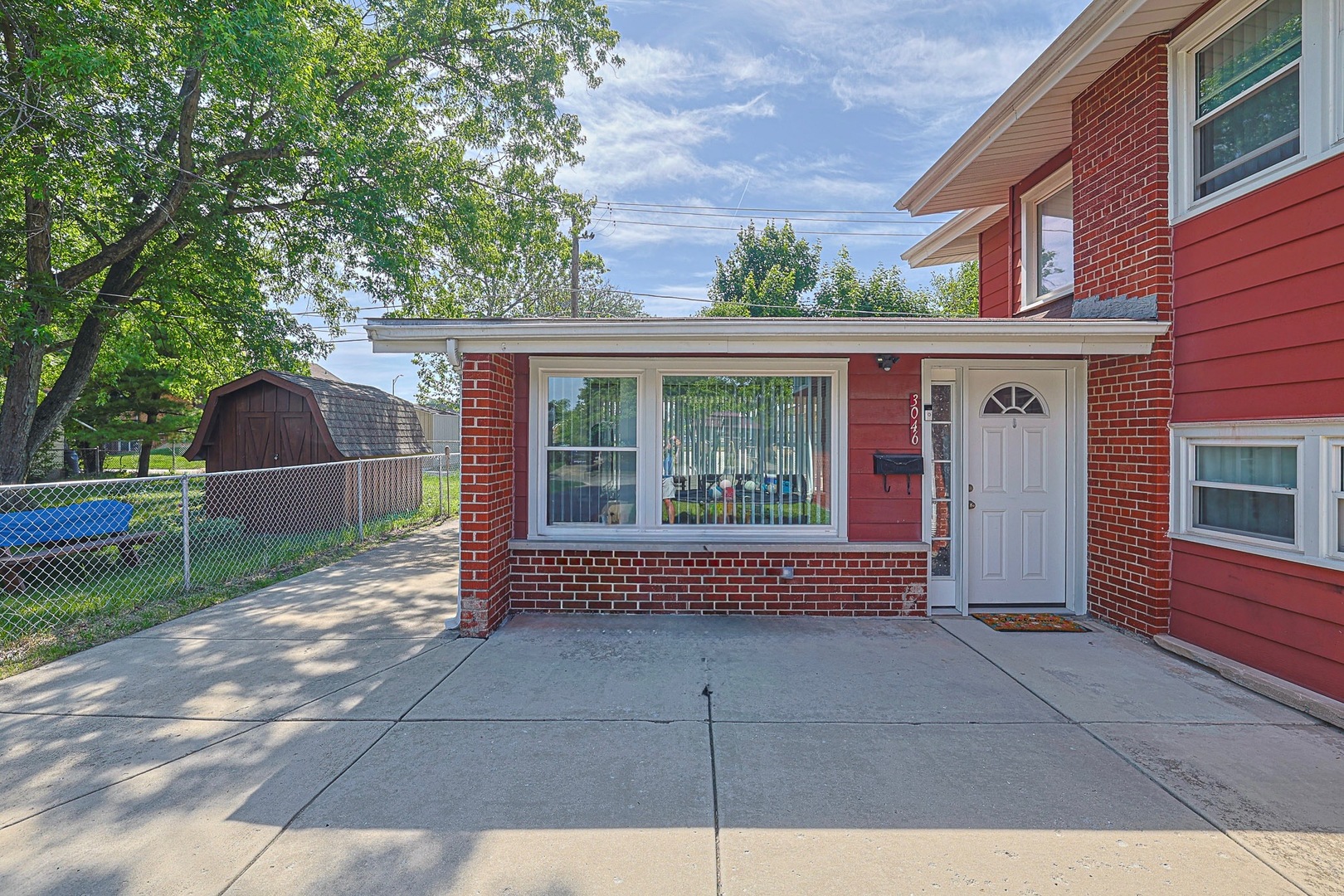 3046 S 24th Avenue