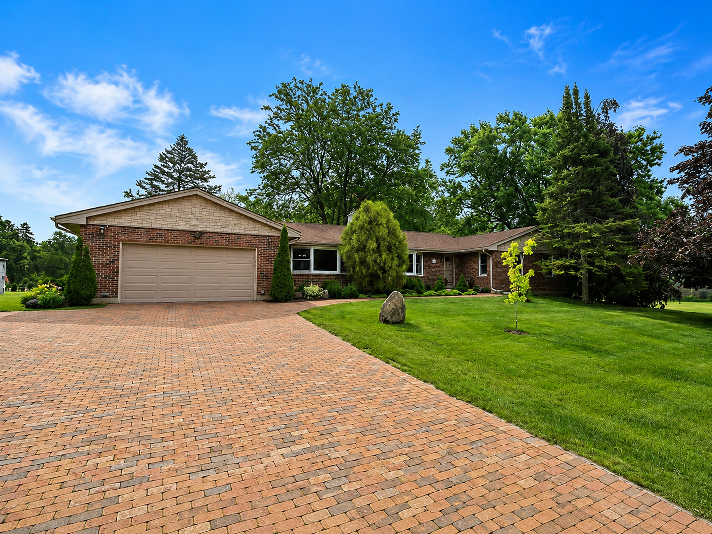 1447 Carol Lane