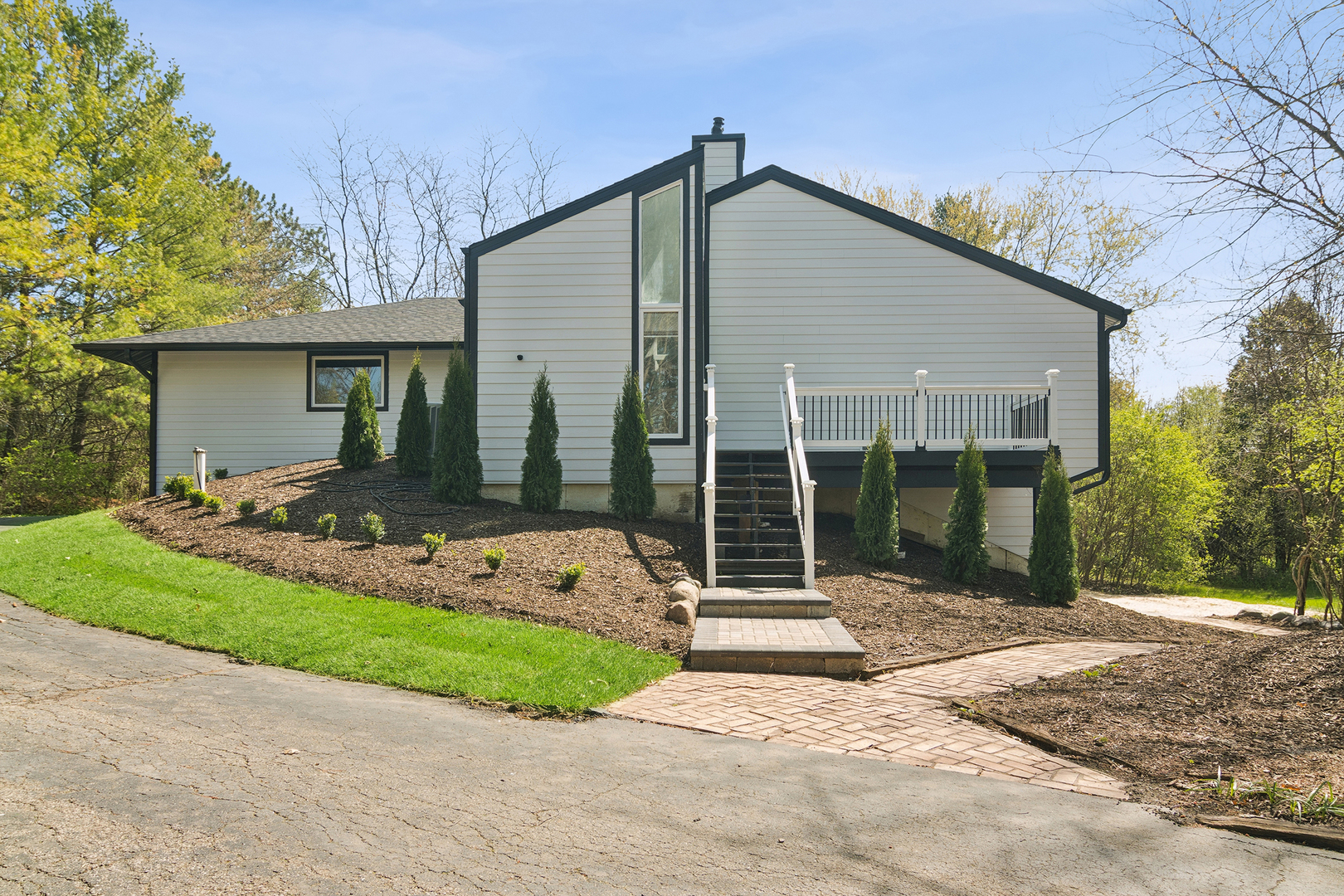 6739 Lakeridge Drive