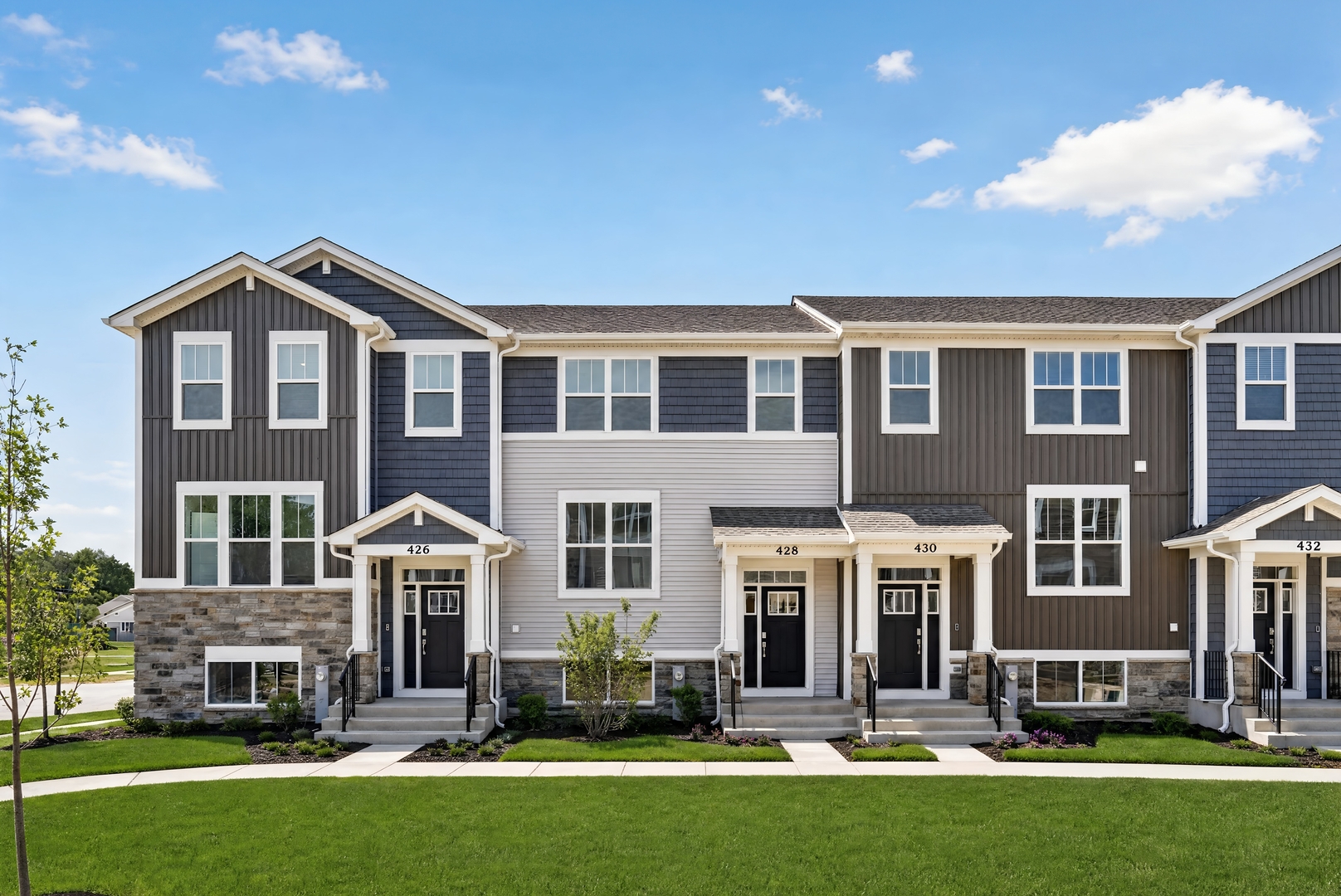 428 Red Oak Circle