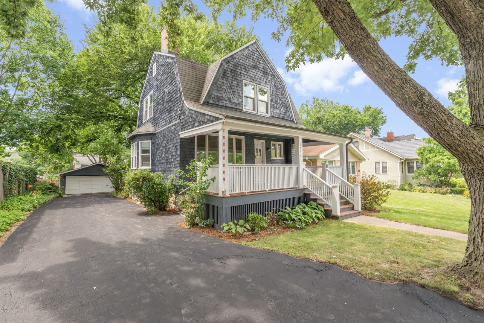 4142 Wolf Road