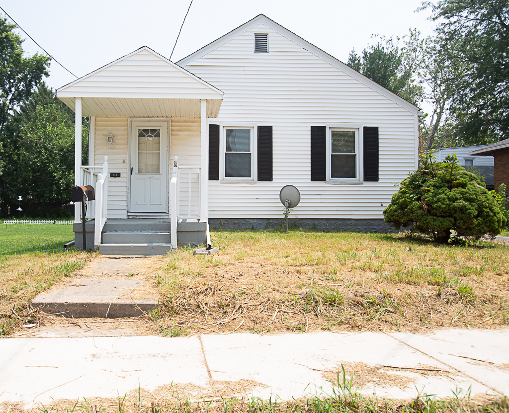 618 Maple Street