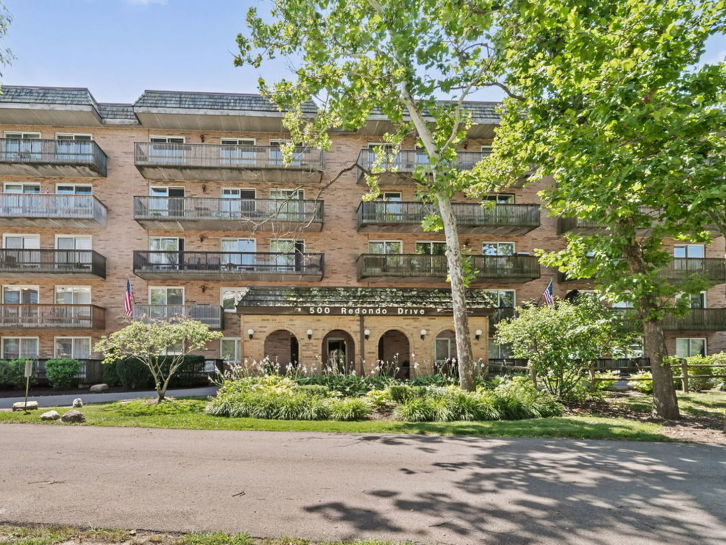 500 Redondo Drive