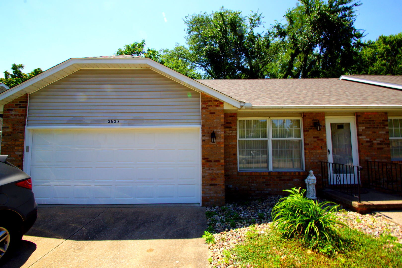 2623 1ST Street Court