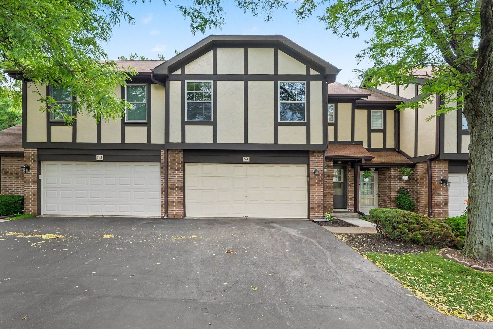 360 Golfview Court