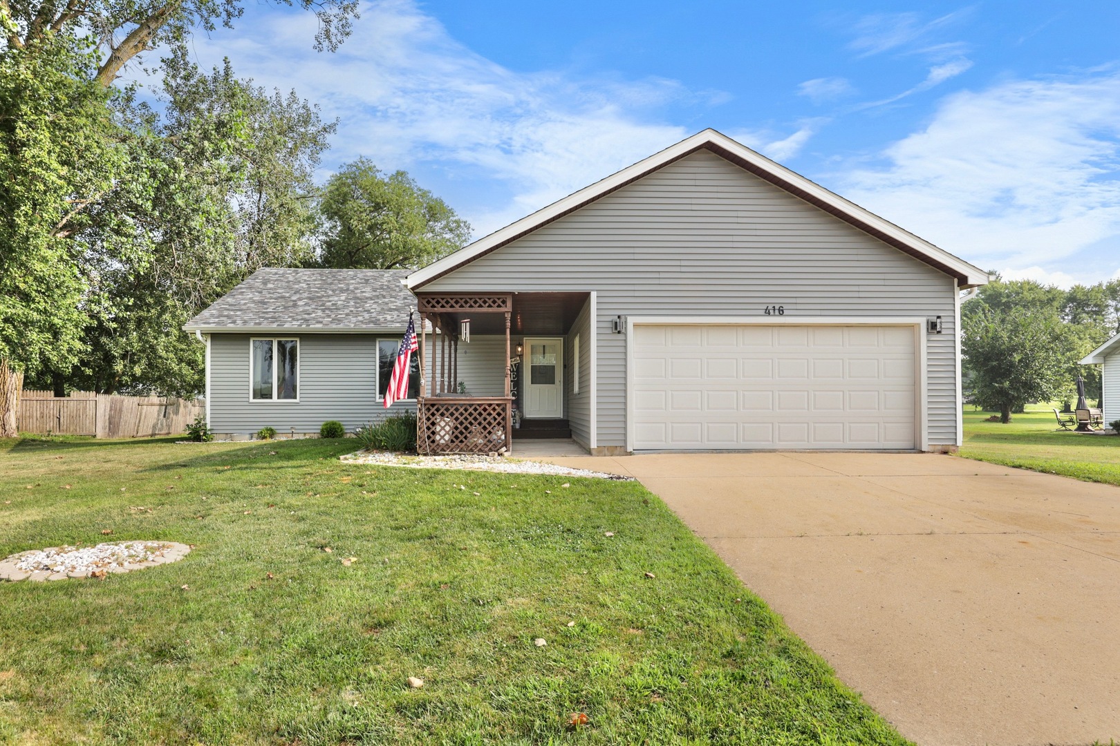 416 E North Railroad Street