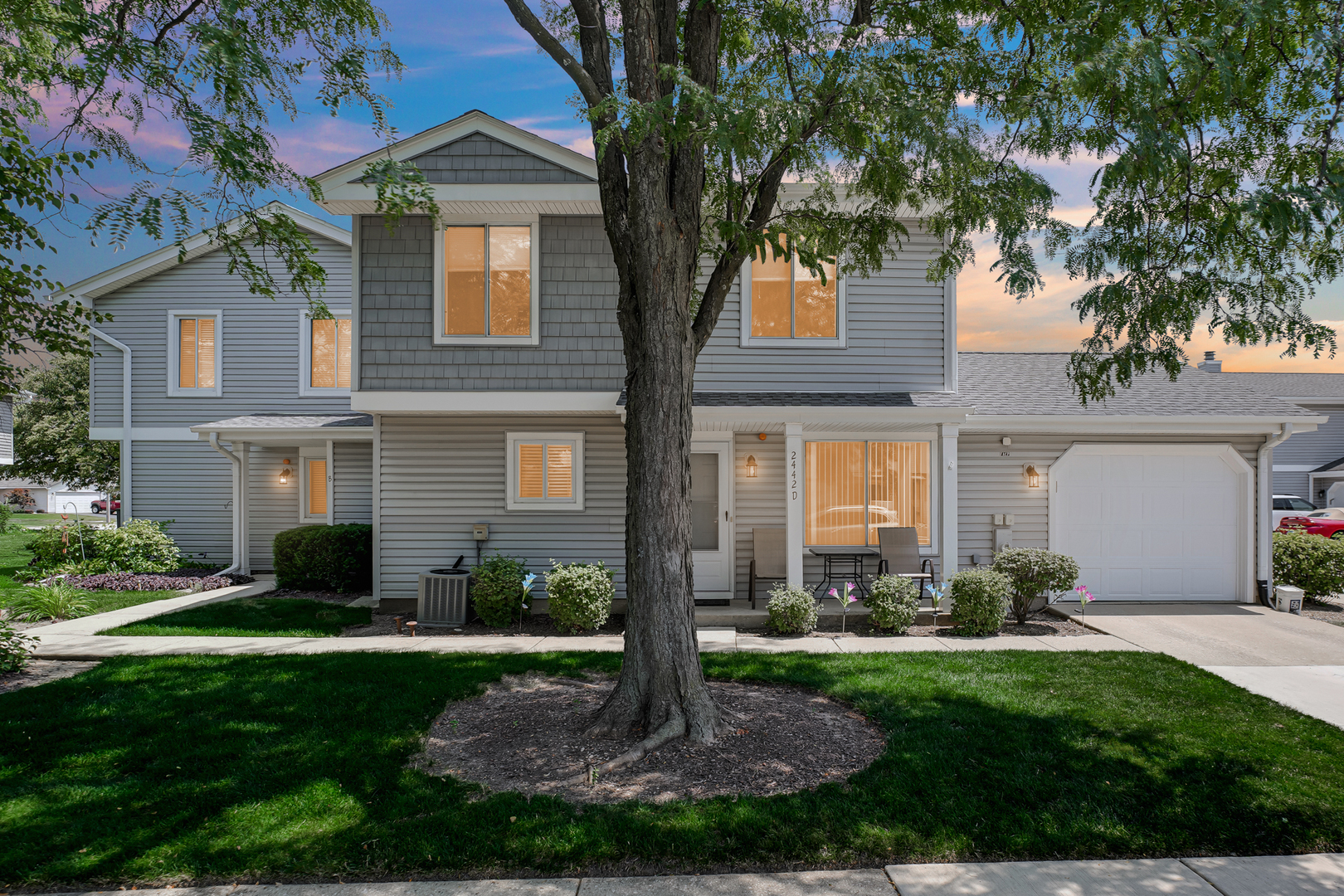 2442 Brunswick Circle