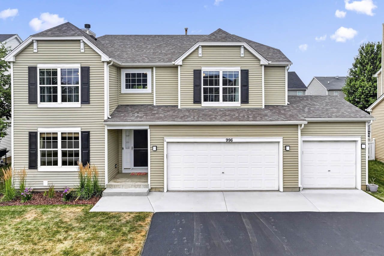 996 Timber Lake Drive