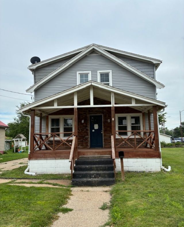 916 Ingersoll Place