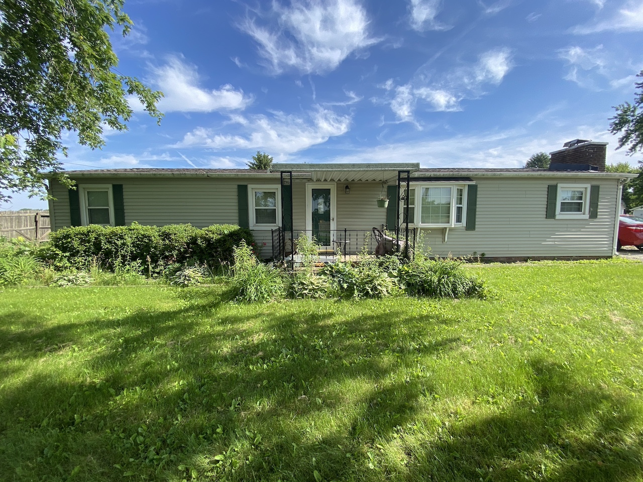 515 E Ross Lane