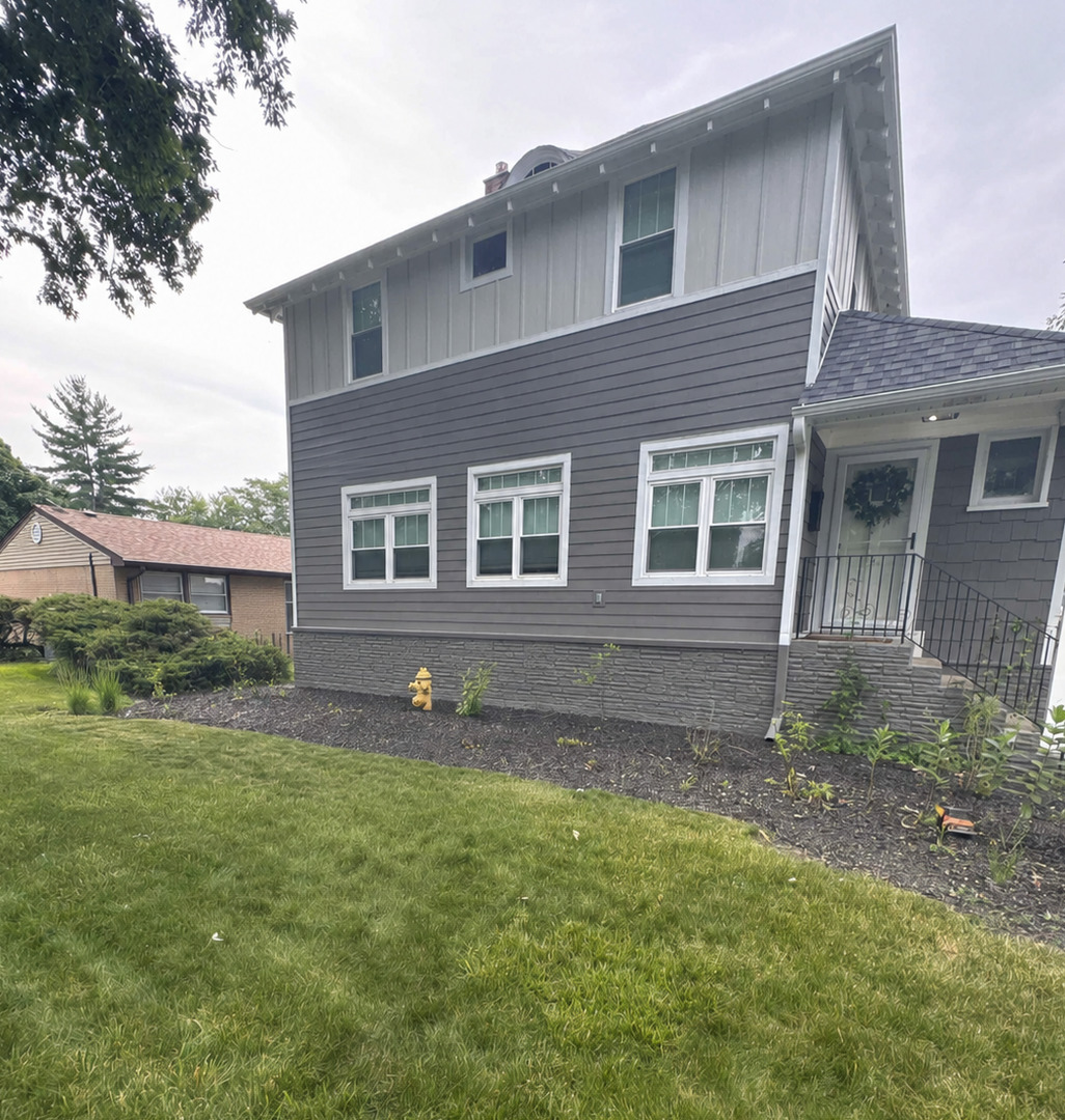 8423 Greenview Avenue