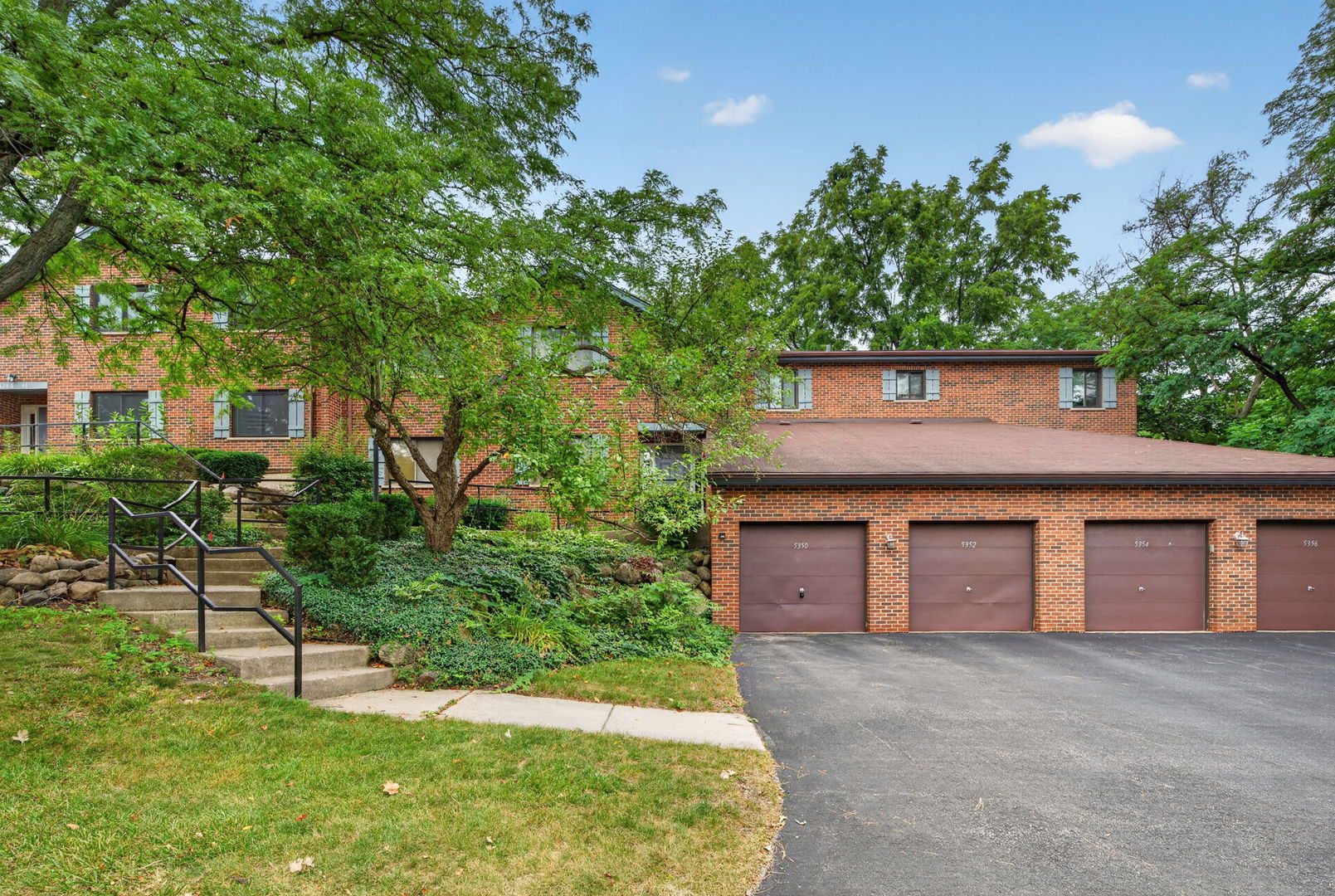 5350 Newport Drive