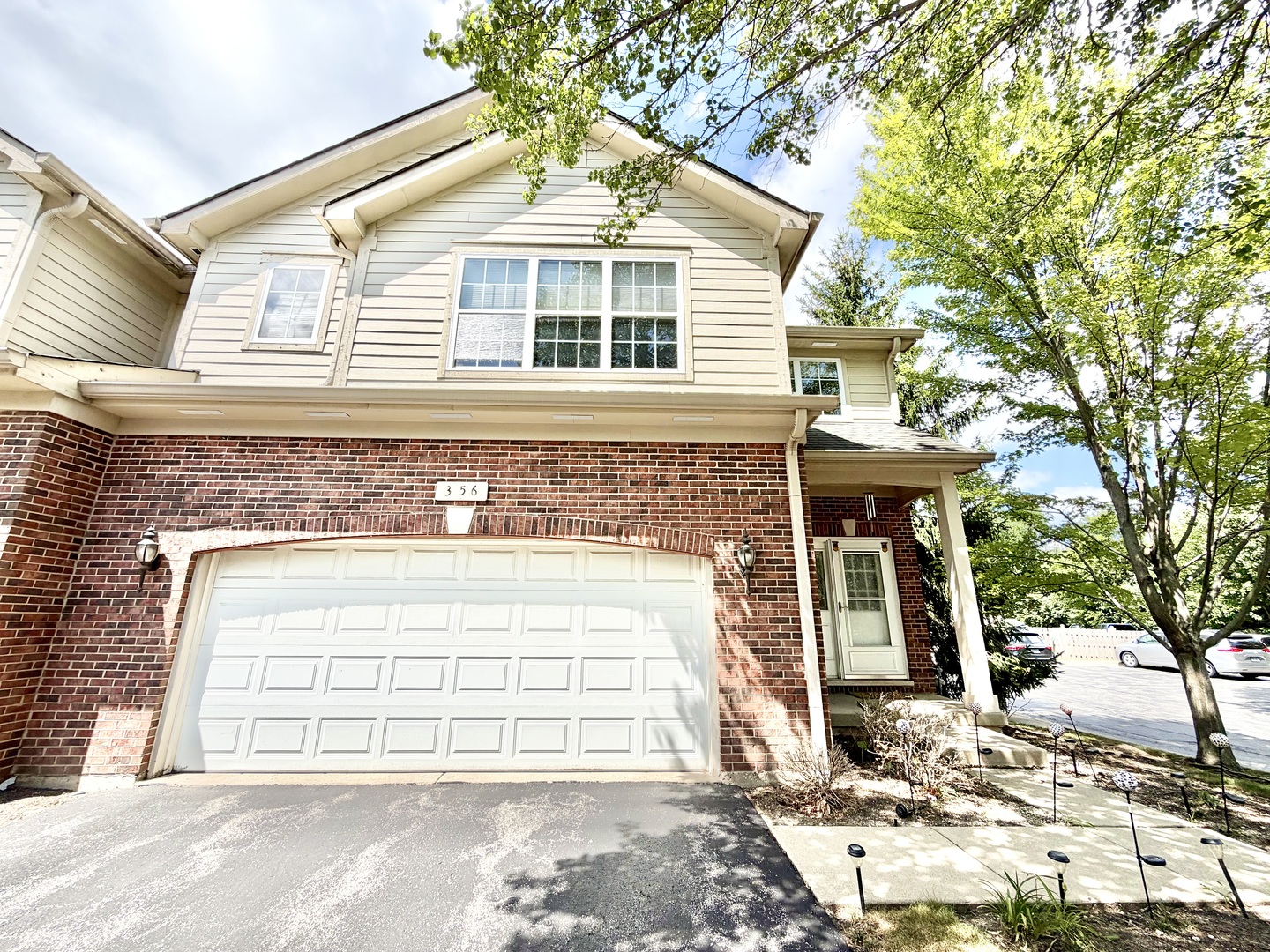 356 N WEST POINTE Drive