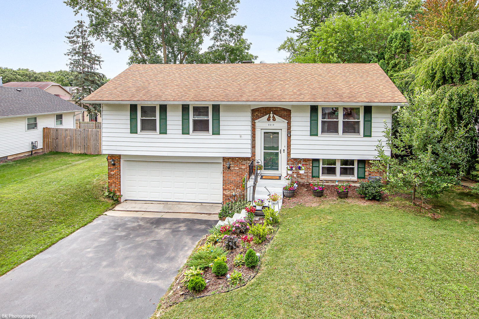 2319 Springhill Lane