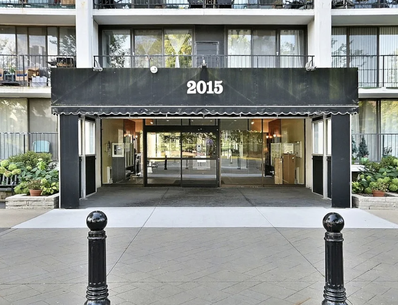 2015 S Finley Road S