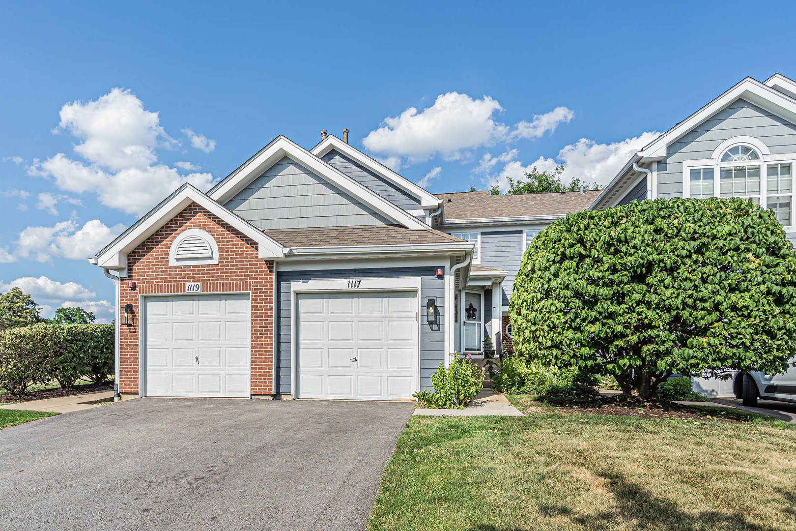 1117 KINGSTON Court