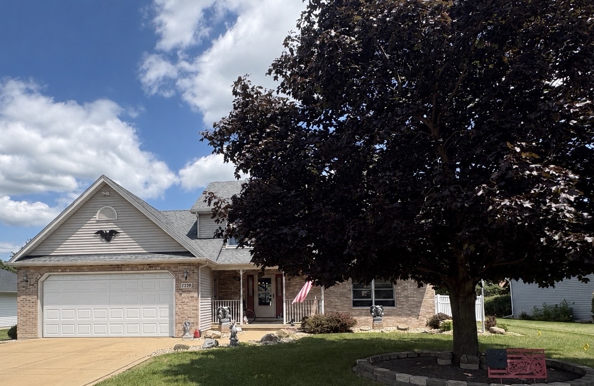 1239 Sandhurst Drive
