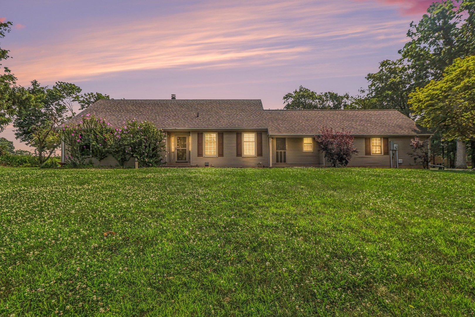 11 S Sager Road