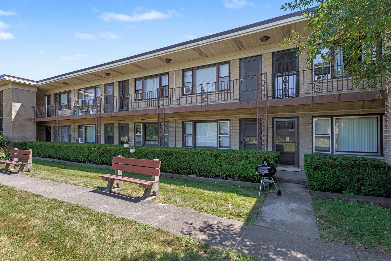 12 King Arthur Court