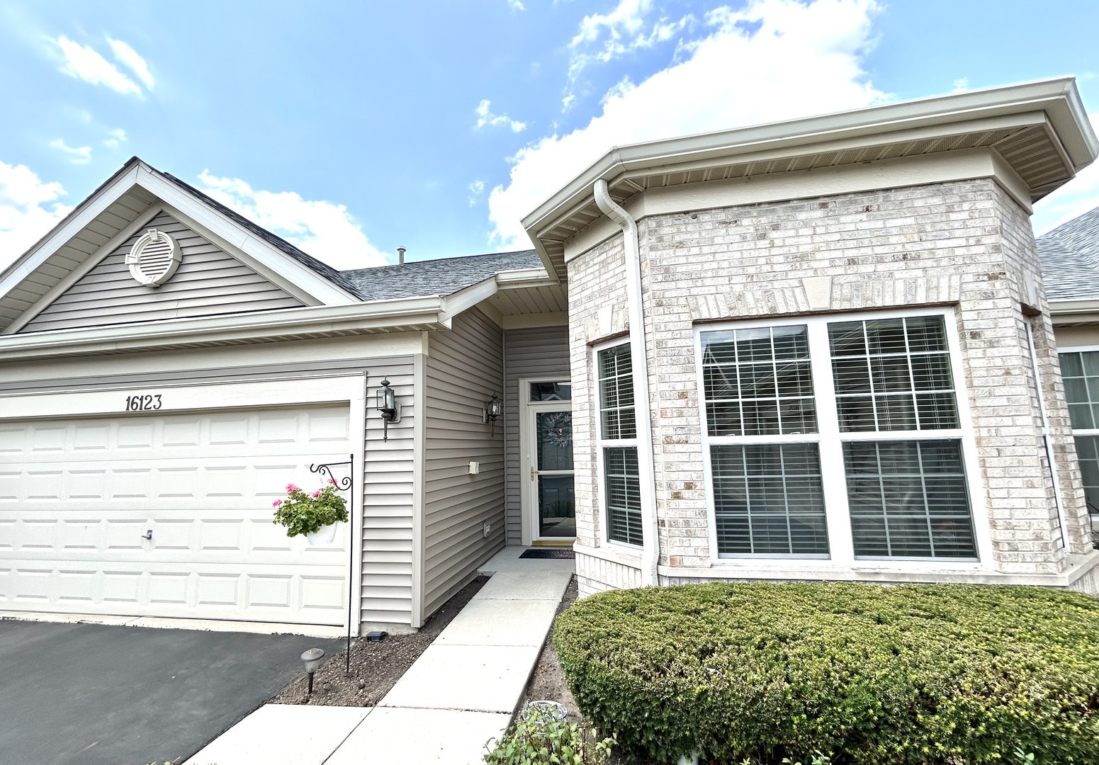 16123 Powderhorn Lake Way