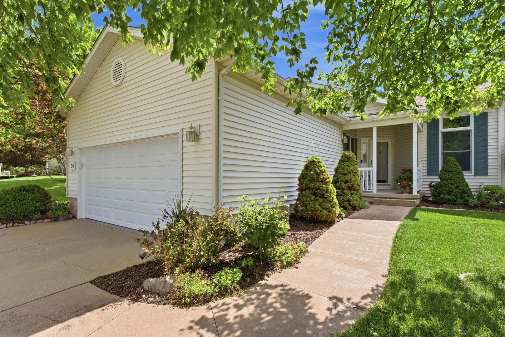 5200 Villa Drive