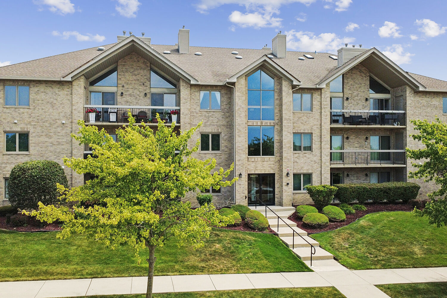 14011 Norwich Lane