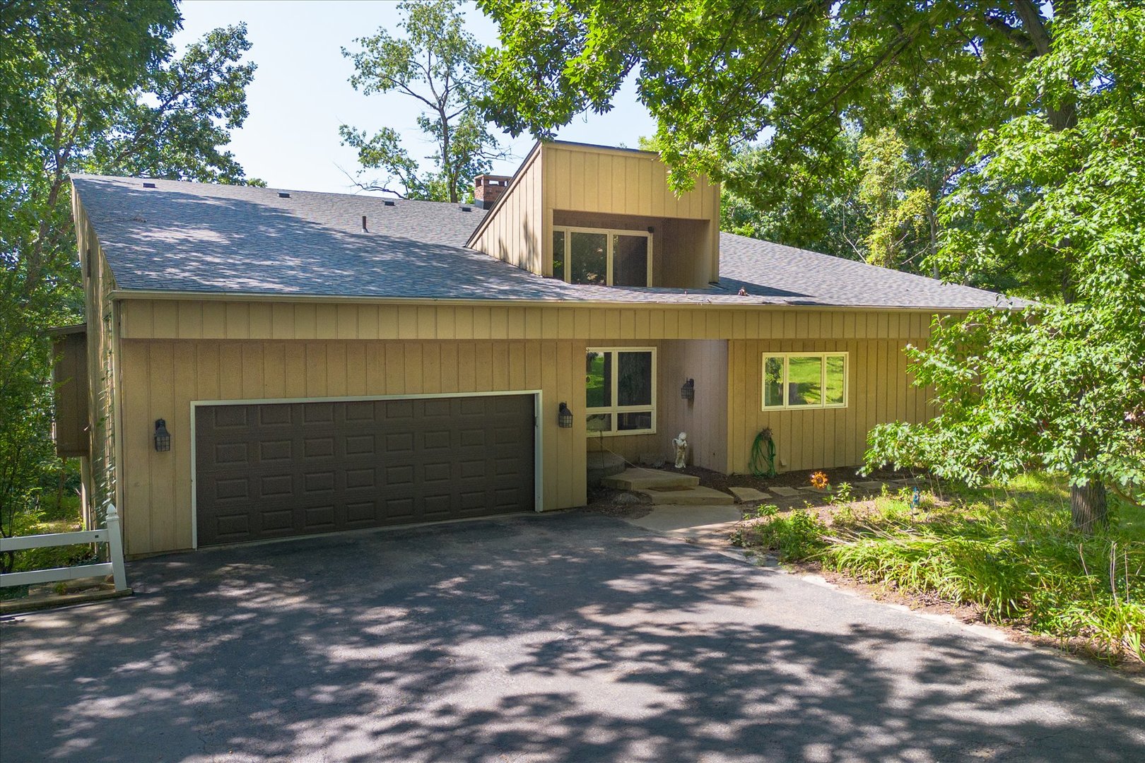 605 Sherwood Glen