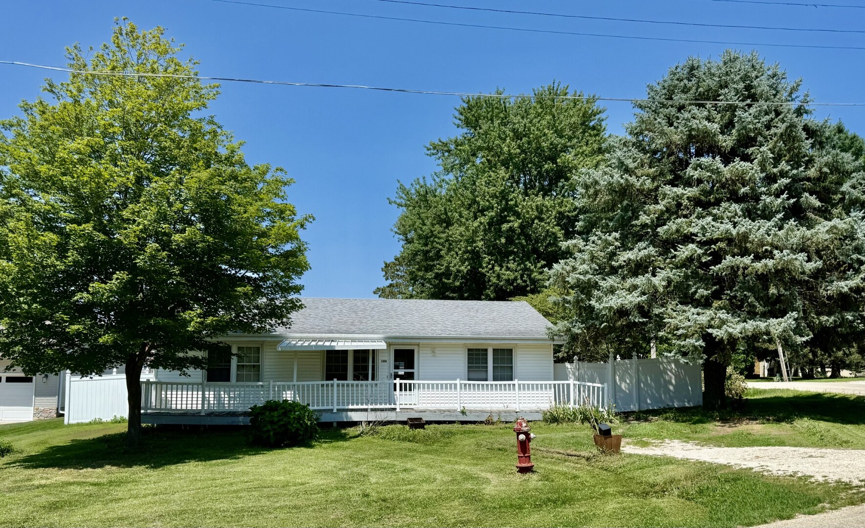 106 SW 7th Street