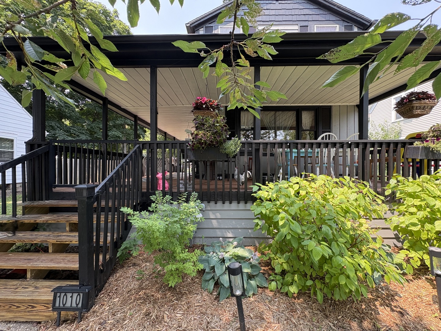 1010 Lincoln Highway