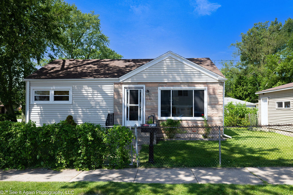7300 W 114th Place