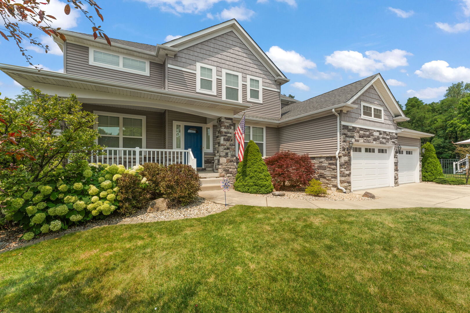 98 Muirfield Drive