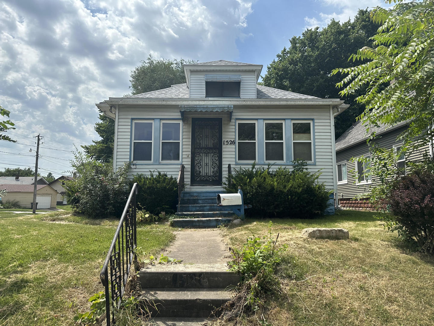 1526 6TH Street