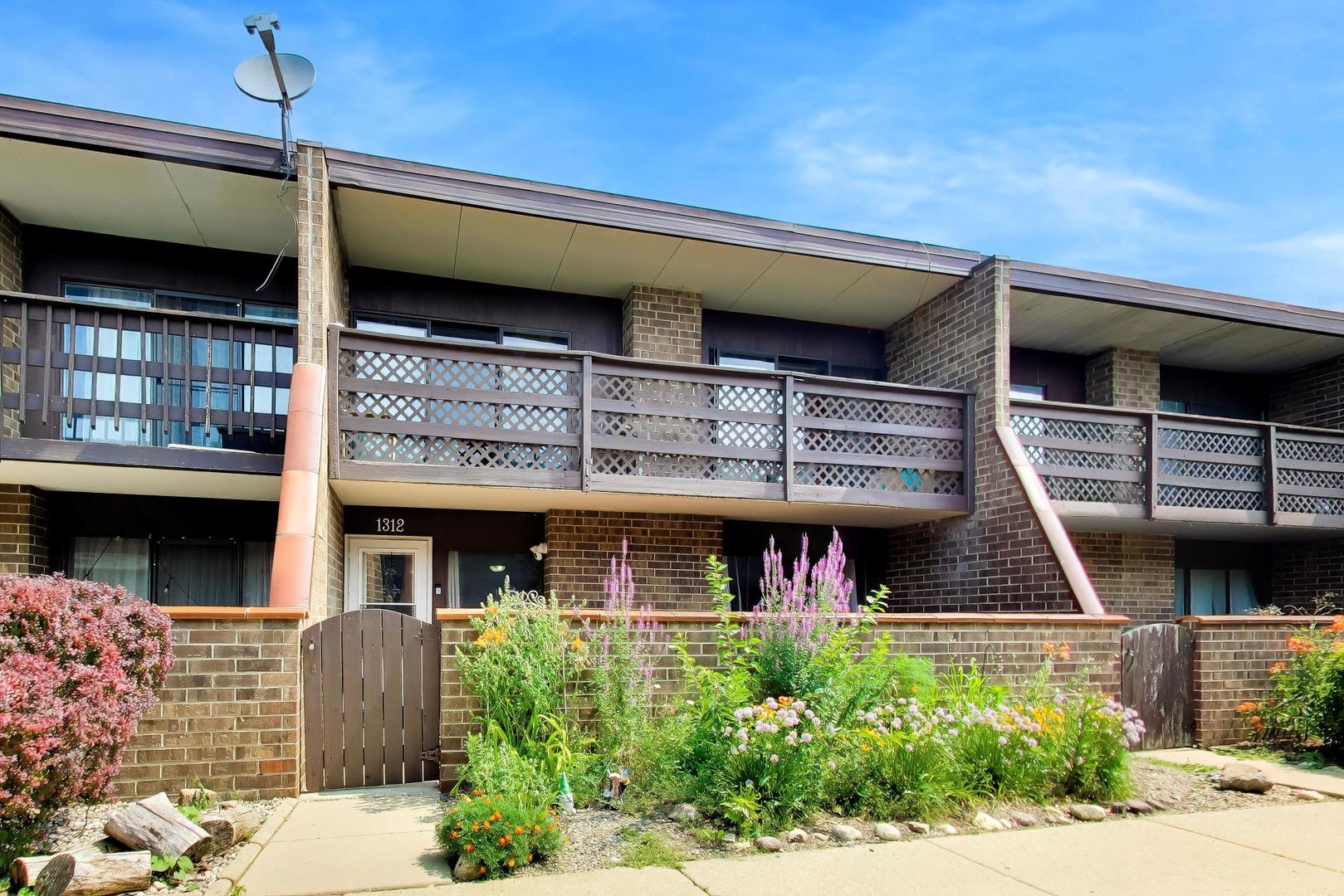 1312 Kenneth Circle
