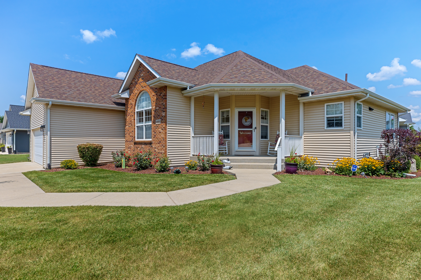 1801 Squires Landing