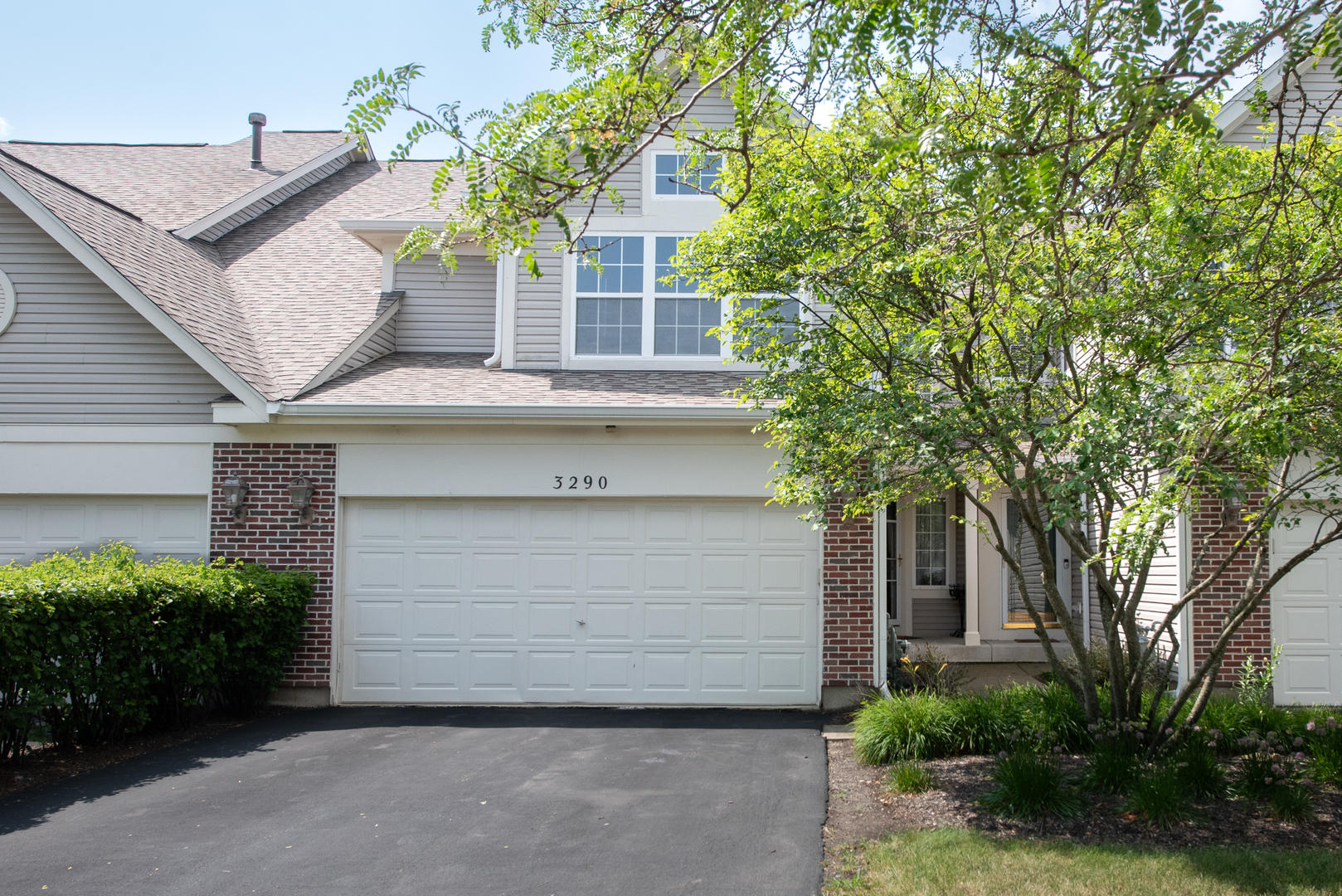 3290 Cool Springs Court