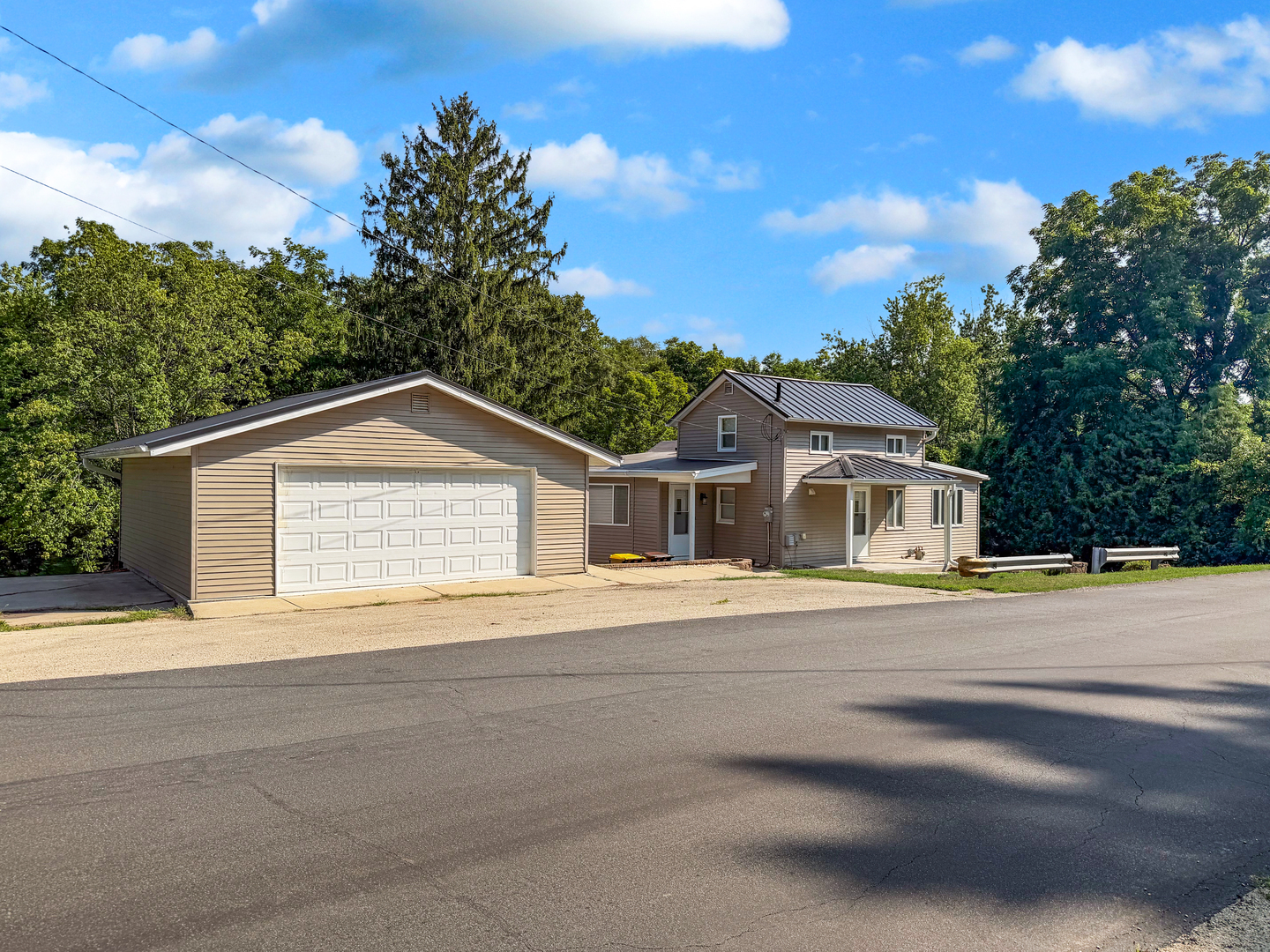 300 E 2nd Street