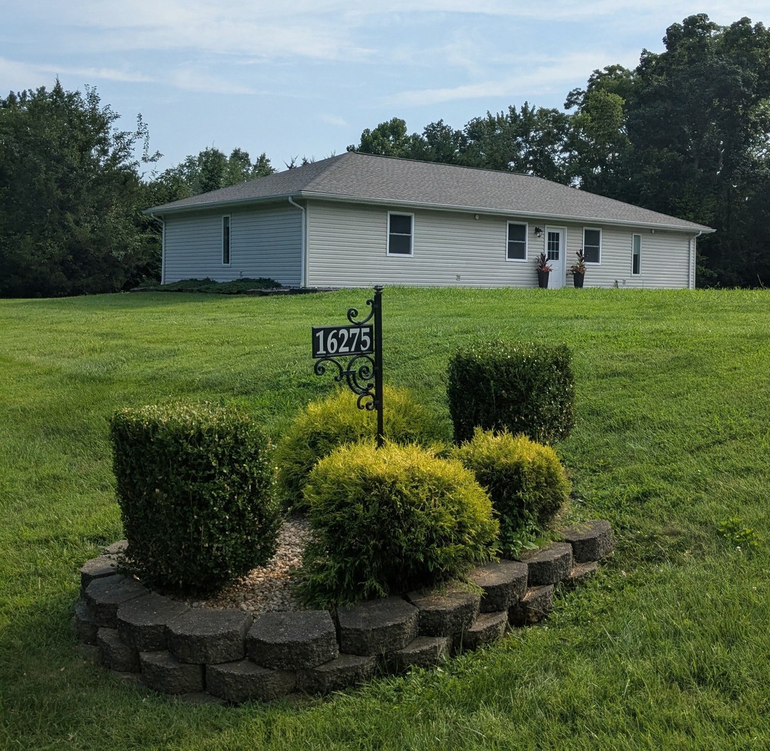 16275 N Illinois Highway