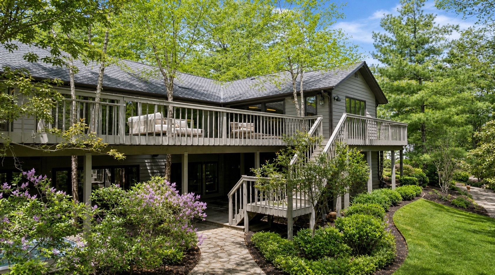 106 Oak Ridge Drive