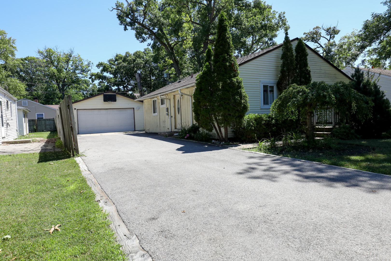 727 Longfellow Lane
