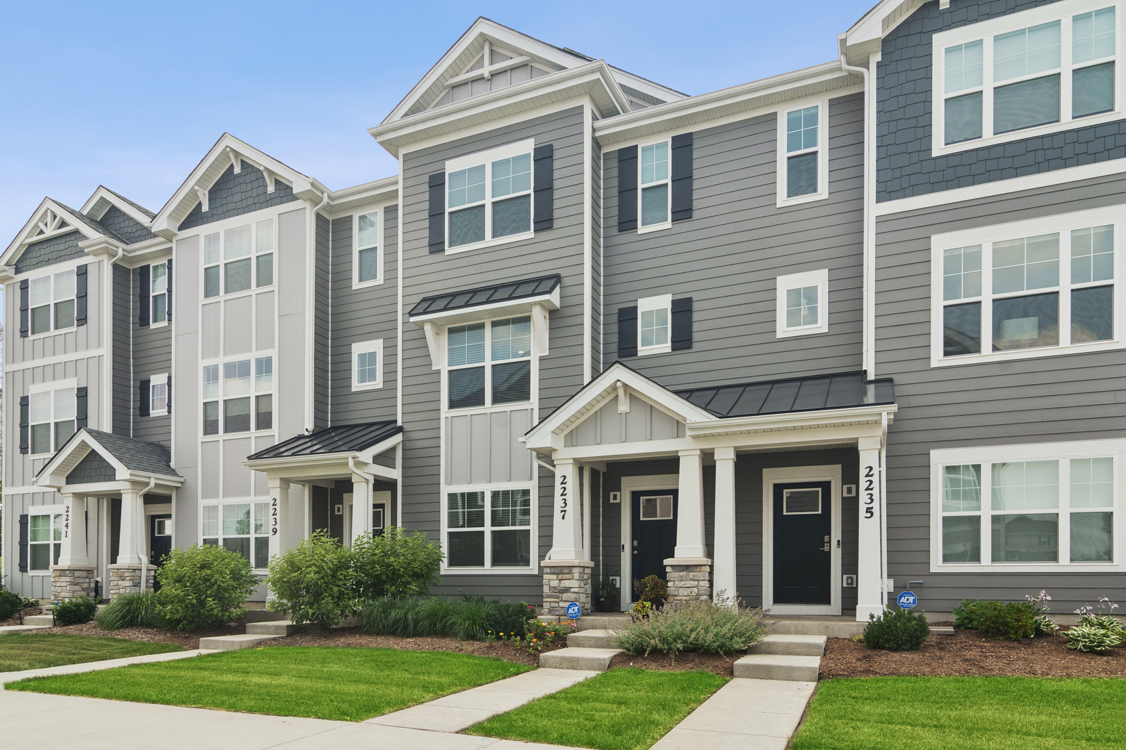 2237 Glacier Street