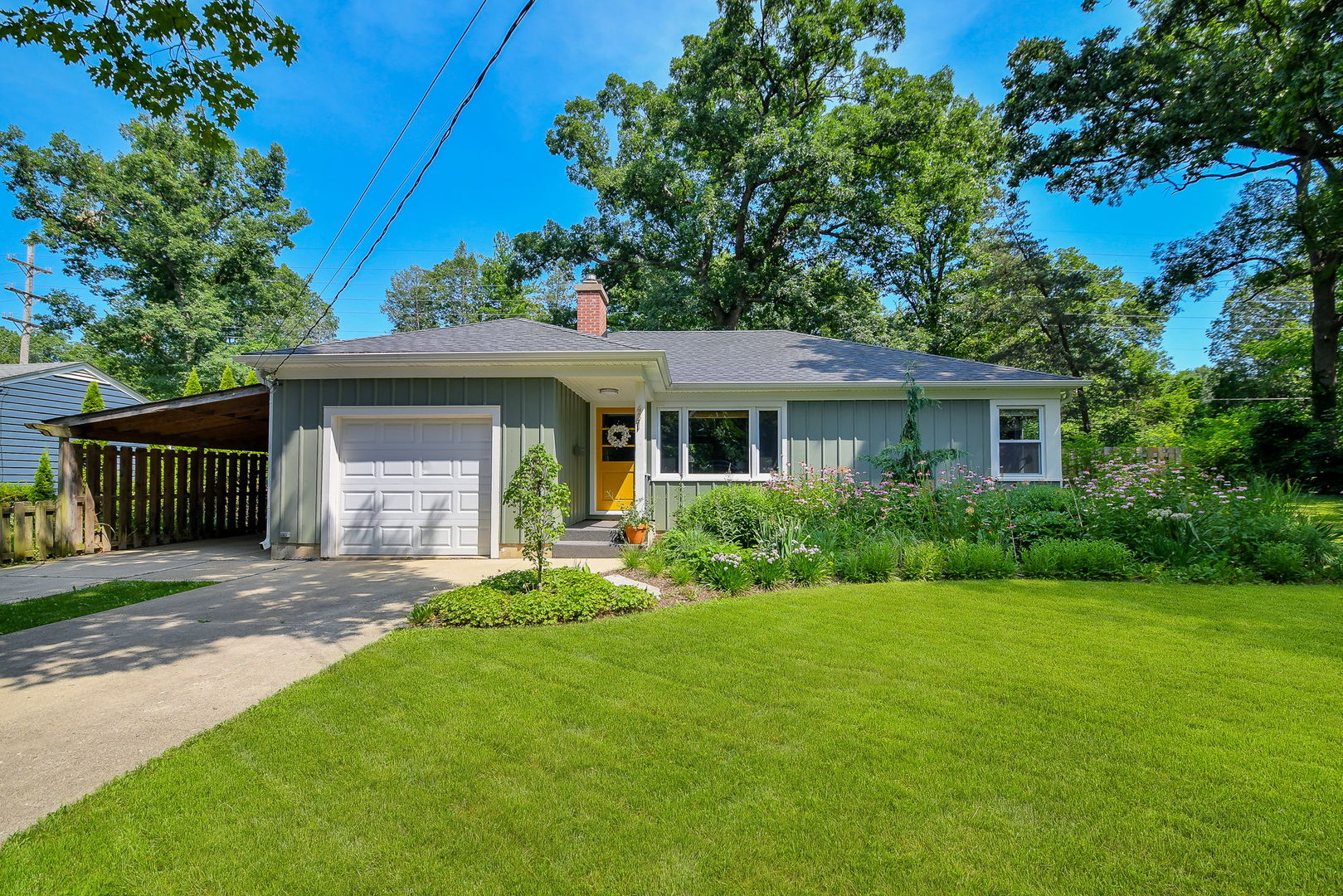 431 OAKWOOD Drive