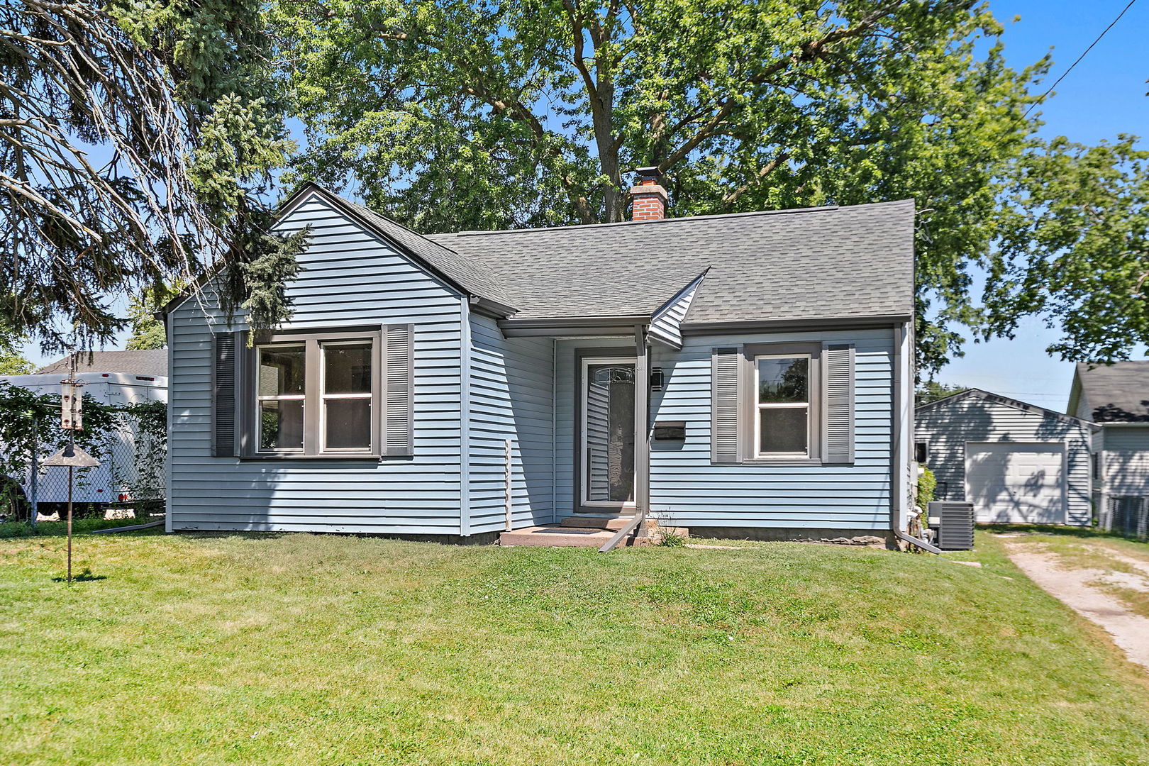 1016 S 6th Street